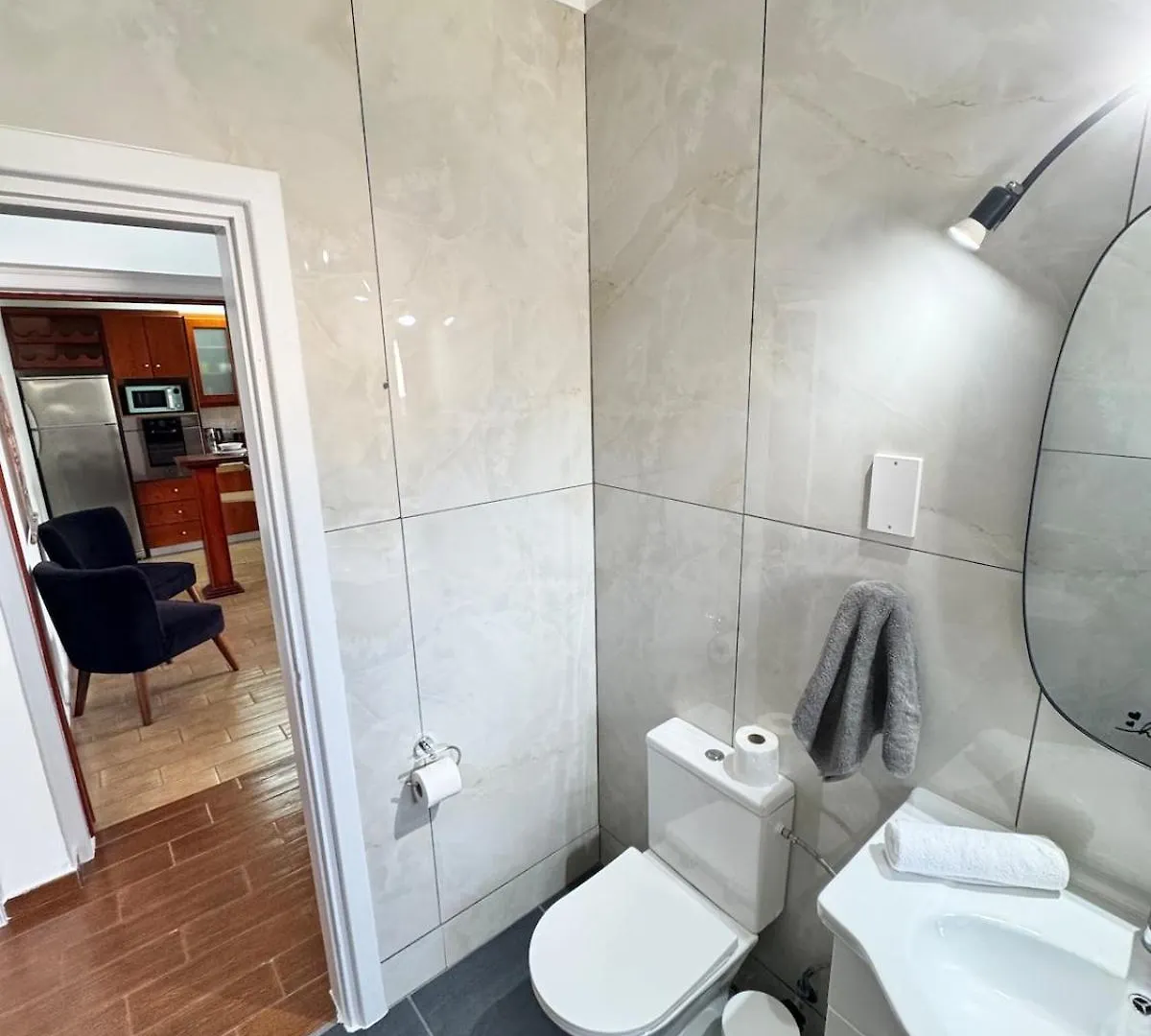 Gold Feather 2Bedroom Center Location And Pool Agia Napa