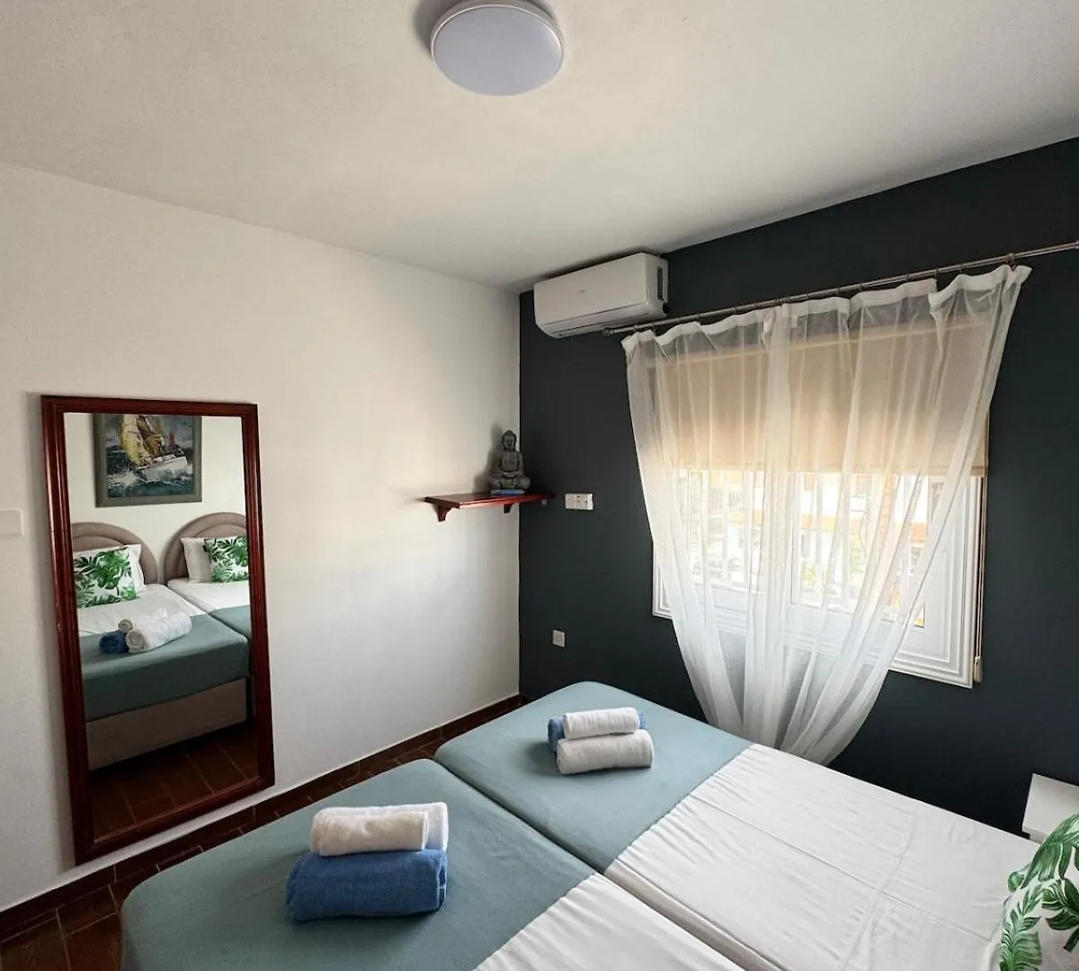 Gold Feather 2Bedroom Center Location And Pool Agia Napa